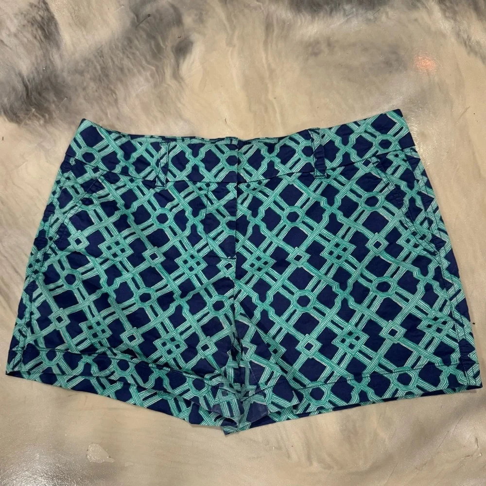 Vineyard Vines Lattice Print Shorts,‎ EUC